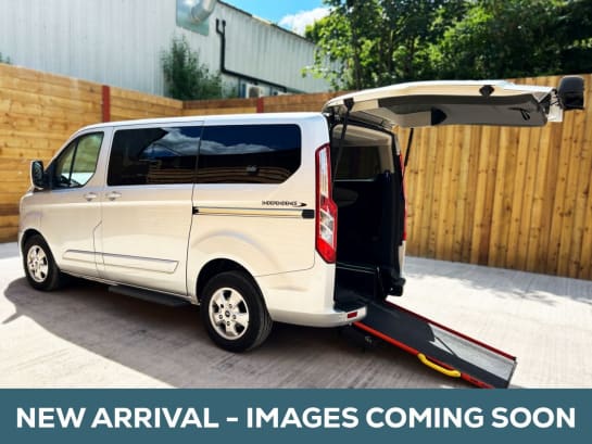 A null FORD TOURNEO CUSTOM 5 Seat Wheelchair Accessible Disabled Access Vehicle WAV