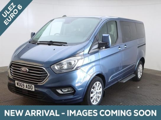 A null FORD TOURNEO CUSTOM 5 Seat Auto Wheelchair Accessible Disabled access Vehicle WAV