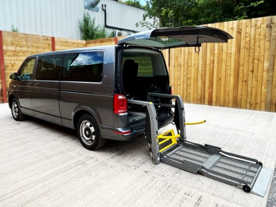A null VOLKSWAGEN TRANSPORTER LWB 6 Seat Auto Wheelchair Accessible Vehicle WAV