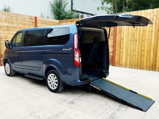A null FORD TOURNEO CUSTOM 5 Seat Auto Wheelchair Accessible Disabled Access Vehicle WAV