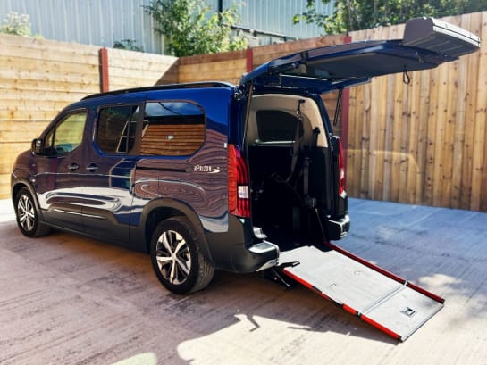 A null PEUGEOT RIFTER L2 LWB 5 Seat Auto Wheelchair Accessible Disabled Access Vehicle WAV
