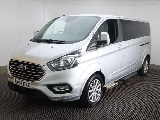 A null FORD TOURNEO CUSTOM L2 LWB 8 Seat Auto Wheelchair Accessible Disabled Access Vehicle WAV