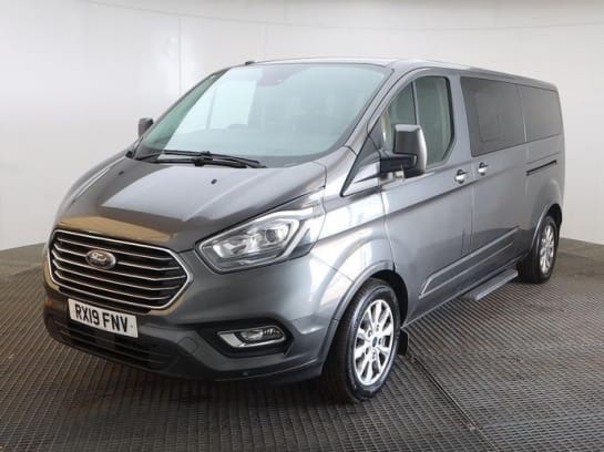 A null FORD TOURNEO CUSTOM L2 LWB 6 Seat Auto Wheelchair Accessible Disabled Access Vehicle WAV