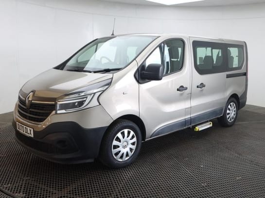 A null RENAULT TRAFIC 6 Seat Wheelchair Accessible Disabled Access Vehicle WAV