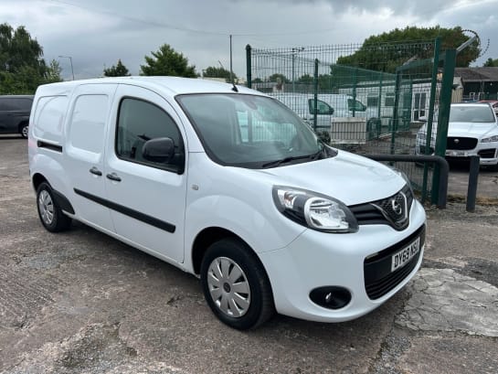 A null NISSAN NV250 1.5 DCI TEKNA L2 94 BHP 1 OWNER FSH AIR CON SAT NAV EURO 6