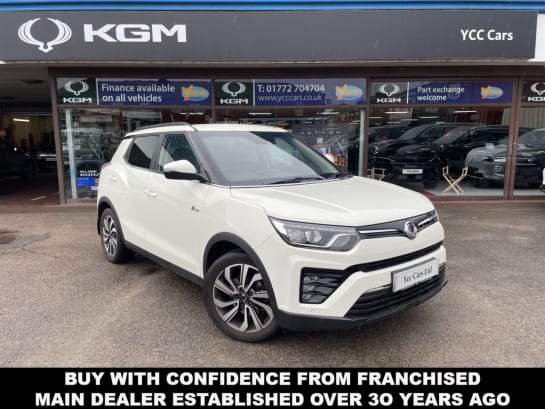 A null SSANGYONG TIVOLI 1.5P Ultimate SUV 5dr Petrol Auto Euro 6 (s/s) (163 ps) VERY LOW MILES TOP