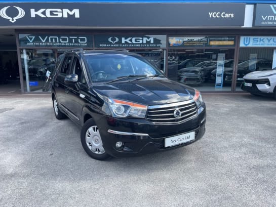 A null SSANGYONG TURISMO 2.2D SE MPV 5dr Diesel Manual Euro 6 (178 ps) 5 STAMP SSANGYONG SERVICE HIS