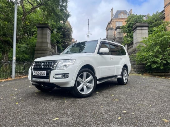A null MITSUBISHI SHOGUN 3.2 DI-D SG3 5d 187 BHP **ULEZ COMPLIANT+HUGE SPEC**