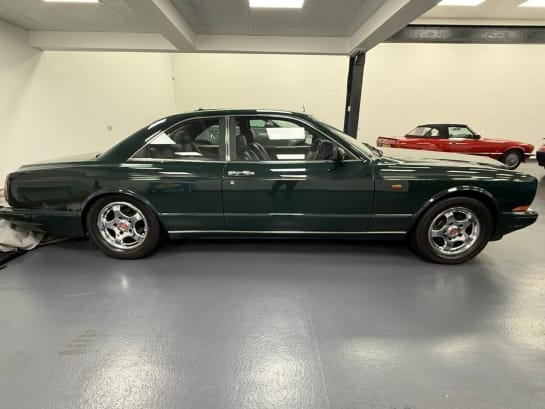 A null BENTLEY CONTINENTAL 6.7l 2d  AUTO  341 BHP