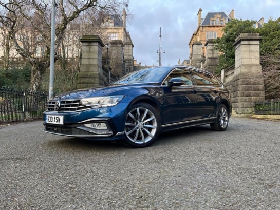 A null VOLKSWAGEN PASSAT 2.0 BiTDI R-Line DSG 4Motion Euro 6 (s/s) 5dr