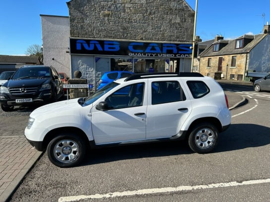 A 2014 DACIA DUSTER AMBIANCE DCI