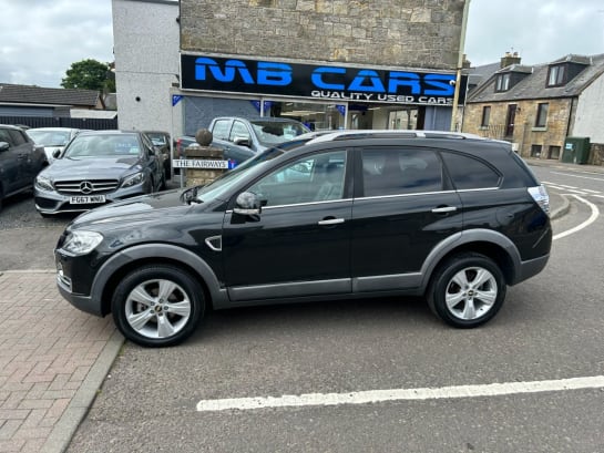 A null CHEVROLET CAPTIVA 2.0 VCDi LTZ 5dr [7 Seats]