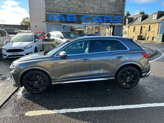 A 2021 AUDI RS Q3 2.5 TFSI SUV 5dr Petrol S Tronic quattro Euro 6 (s/s) (400 ps)