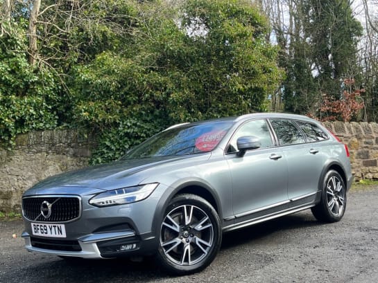 A 2019 VOLVO V90 T5 CROSS COUNTRY PLUS AWD