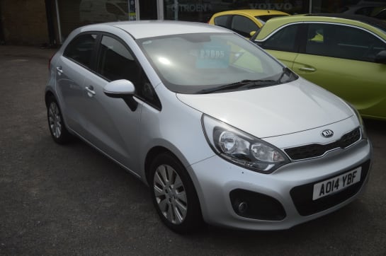 A null KIA RIO 2 5-Door