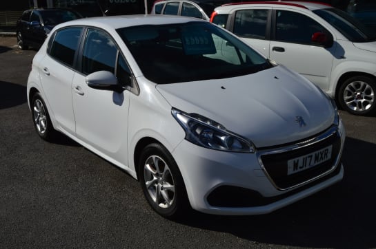 A null PEUGEOT 208 1.2 PureTech Active Hatchback 5dr Petrol Manual Euro 6 (82 ps)