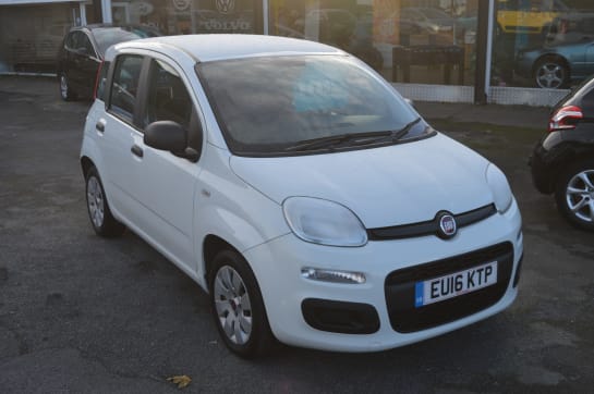 A null FIAT PANDA POP 5-Door