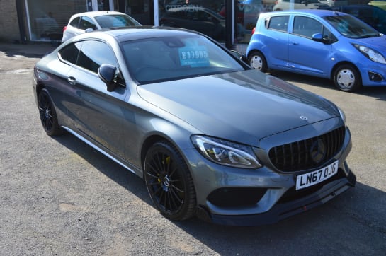 A null MERCEDES-BENZ C CLASS C 220 D AMG LINE PREMIUM PLUS 2-Door
