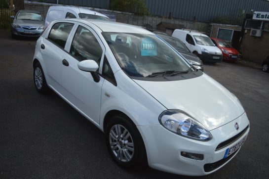 A null FIAT PUNTO POP PLUS 5-Door
