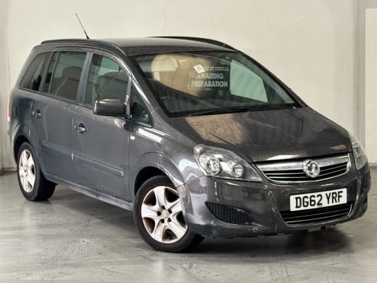 A null VAUXHALL ZAFIRA 1.6 16V Exclusiv MPV 5dr Petrol Manual Euro 5 (115 ps)