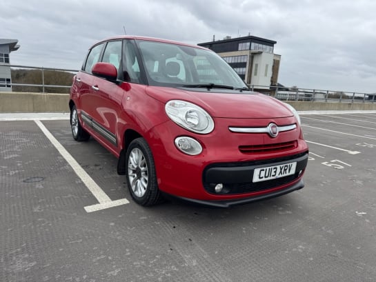 A null FIAT 500L 1.3 MultiJet Lounge MPV 5dr Diesel Dualogic Euro 5 (s/s) (85 bhp) 1 year mo