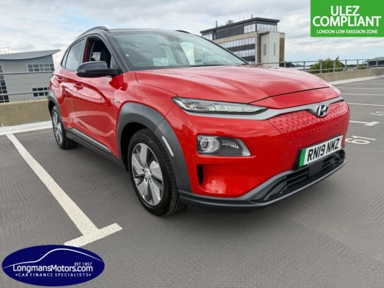 A 2019 HYUNDAI KONA 64kWh Premium SE SUV 5dr Electric Auto (204 ps) 1 year mot and service incl