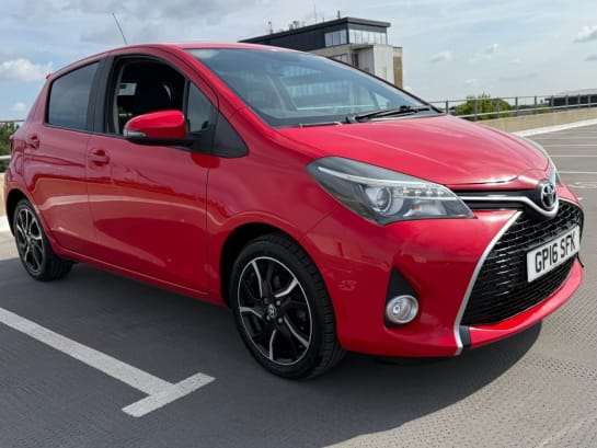 A null TOYOTA YARIS 1.33 Dual VVT-i Design Hatchback 5dr Petrol Manual Euro 6 (99 ps) 1 year mo