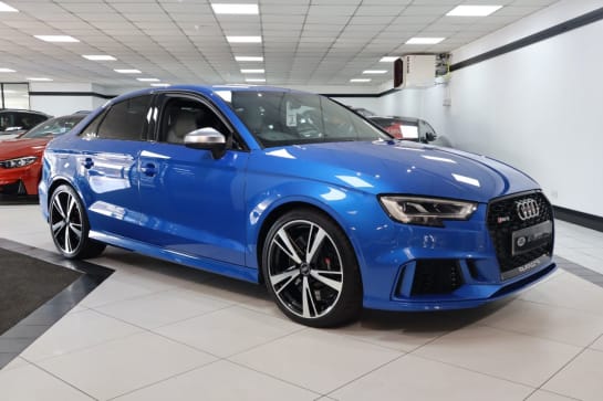 A null AUDI RS3 2.5 TFSI Saloon 4dr Petrol S Tronic quattro Euro 6 (s/s) (400 ps) AMAZING S