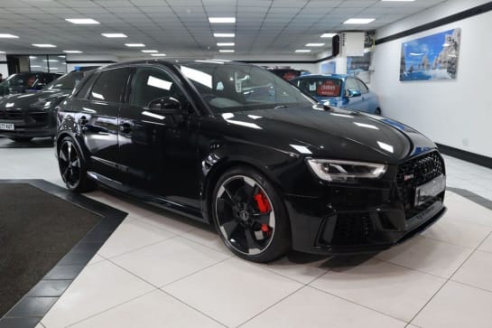 A null AUDI RS3 2.5 TFSI 5dr S Tronic quattro Euro 6 (s/s) (400 ps) ABSOLUTE STUNNING EXAMP