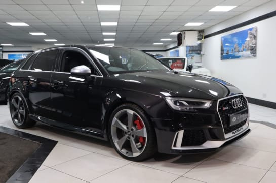 A null AUDI RS3 2.5 TFSI 5dr S Tronic quattro Euro 6 (s/s) (400 ps) ABSOLUTE STUNNING EXAMP