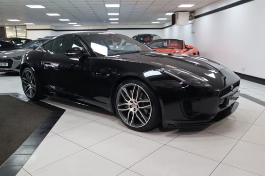 A 2018 JAGUAR F-TYPE I4 R-DYNAMIC
