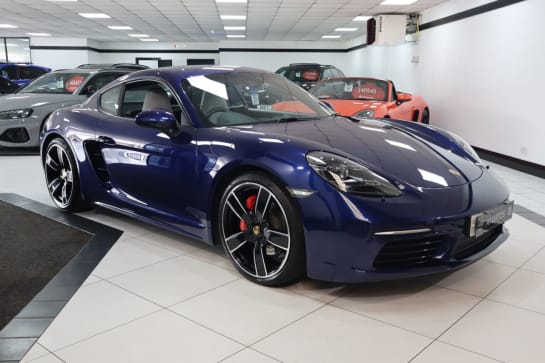 A null PORSCHE 718 CAYMAN 2.5T S Coupe 2dr Petrol PDK Euro 6 (s/s) (350 ps) AMAZING SPEC EXAMPLE BE Q