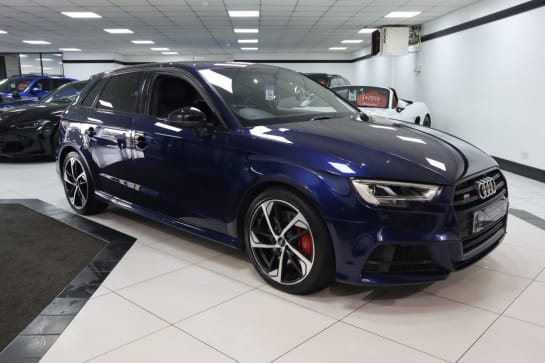 A null AUDI S3 2.0 TFSI Black Edition Sportback 5dr Petrol S Tronic quattro Euro 6 (s/s) (