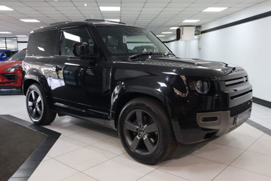 A null LAND ROVER DEFENDER 3.0 D250 MHEV X-Dynamic HSE SUV 3dr Diesel Auto 4WD Euro 6 (s/s) (250 ps) A