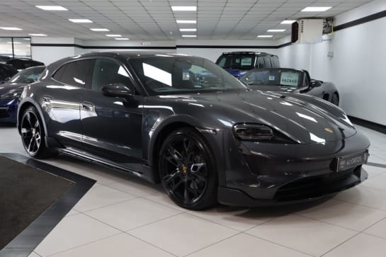 A null PORSCHE TAYCAN Performance Plus 93.4kWh 4 Cross Turismo 5seat Auto 4WD (11kW Charger) ALMO