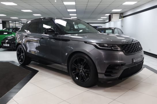 A 2018 LAND ROVER RANGE ROVER VELAR 2.0 D240 R-Dynamic SE SUV 5dr Diesel Auto 4WD Euro 6 (s/s) (240 ps) FULL LA