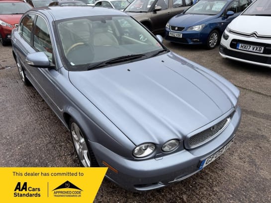 A 2009 JAGUAR X-TYPE 2.2D DPF Sovereign 4dr