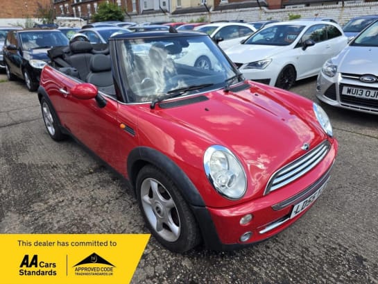 A 2005 MINI CONVERTIBLE 1.6 Cooper CVT Euro 3 2dr