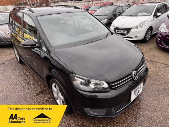 A 2015 VOLKSWAGEN TOURAN 1.4 TSI SE DSG Euro 5 5dr