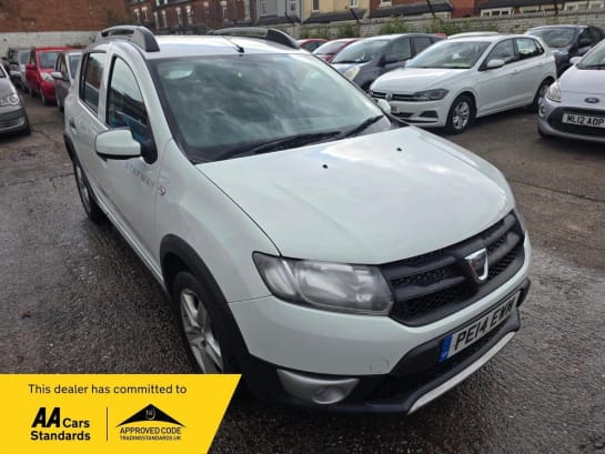 A 2014 DACIA SANDERO STEPWAY 0.9 TCe Ambiance Euro 5 5dr