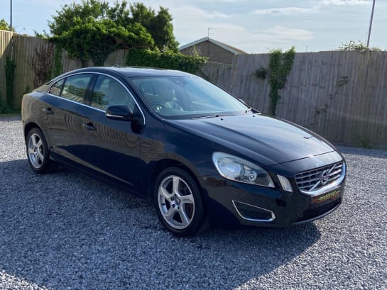 A 2012 VOLVO S60 2.4 D5 SE Lux Geartronic Euro 5 4dr