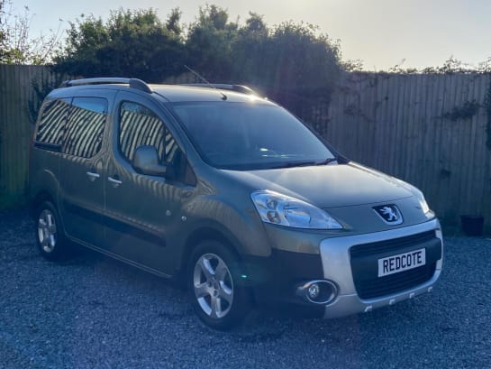 A 2011 PEUGEOT PARTNER TEPEE 1.6 HDi 8v Tepee Outdoor 5dr