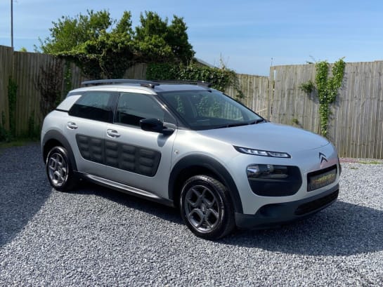 A 2015 CITROEN C4 CACTUS 1.2 PureTech Feel Euro 6 5dr (Euro 6)
