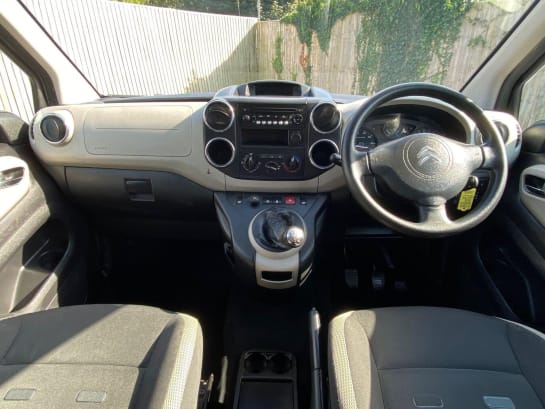 A 2015 CITROEN BERLINGO MULTISPACE 1.6 HDI XTR 5d 91 BHP