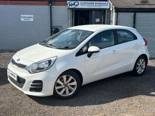 A 2017 KIA RIO 1.4 2