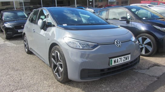 A null VOLKSWAGEN ID.3 Pure Performance 45kWh Life Hatchback 5dr Electric Auto (150 ps) Superb bui