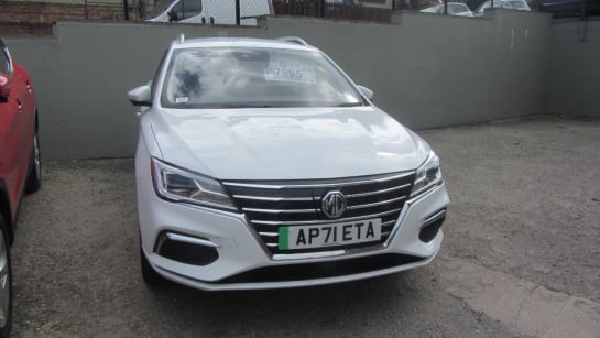 A null MG MG5 61.1kWh Exclusive Long Range Estate 5dr Electric Auto (156 ps) Long range,