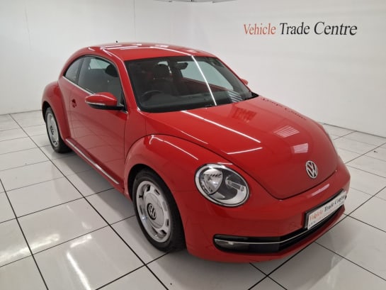 A 2012 VOLKSWAGEN BEETLE DESIGN TDI