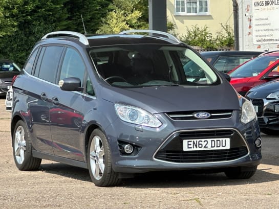 A null FORD GRAND C-MAX 1.0 TITANIUM X 5d 124 BHP *PANROOF-7SEATS-HEATED SEATS*