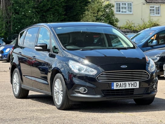 A null FORD S-MAX 1.5 ZETEC 5d 163 BHP **1 OWNER, FSH, NAV- 7 SEATS**